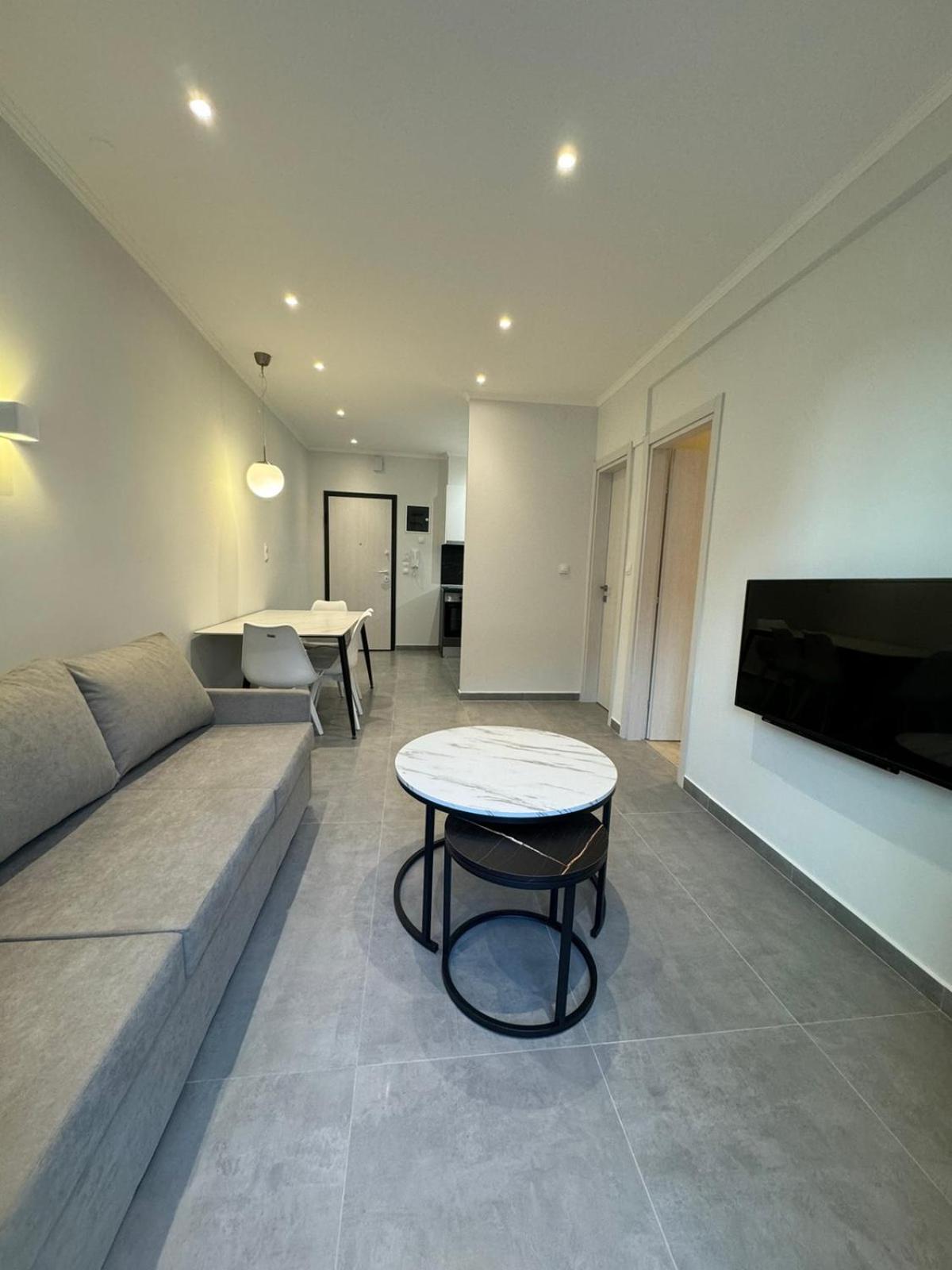 Ifestos-Your Urban Stay Thessaloniki Buitenkant foto