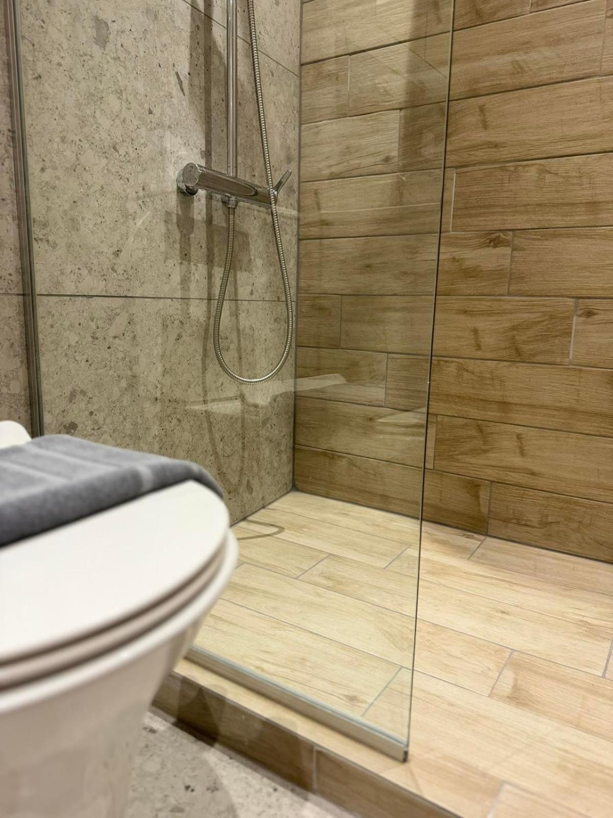 Ifestos-Your Urban Stay Thessaloniki Buitenkant foto